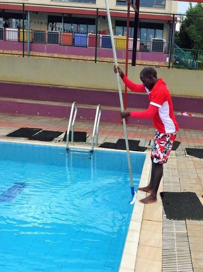Pool Cleaning